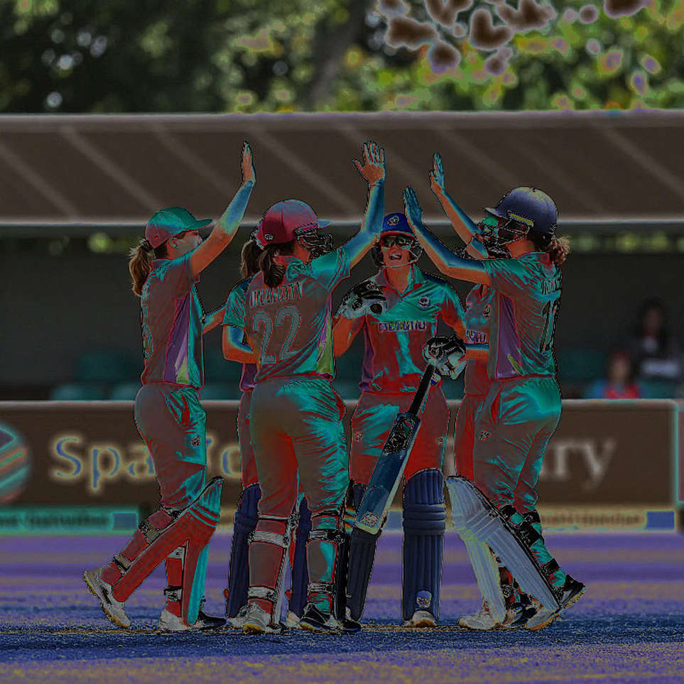 ওল্ড ট্র্যাফোর্ডের শেষ সকাল: জেমস অ্যান্ডারসন, ল্যাঙ্কাশায়ার এবং পঞ্চাশ উইকেটের নীরব হিসাব